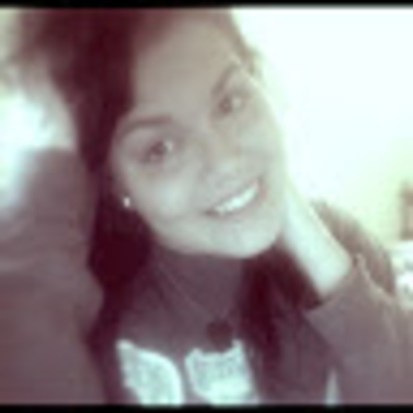 Meet your Posher, Shelby - Picture 1 of 1